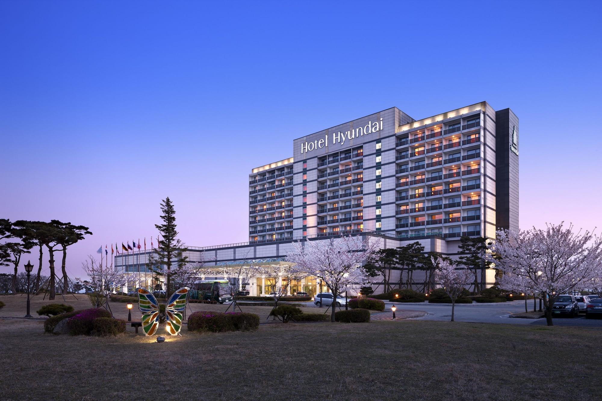 Hotel Hyundai By Lahan Mokpo Yeongam Екстериор снимка